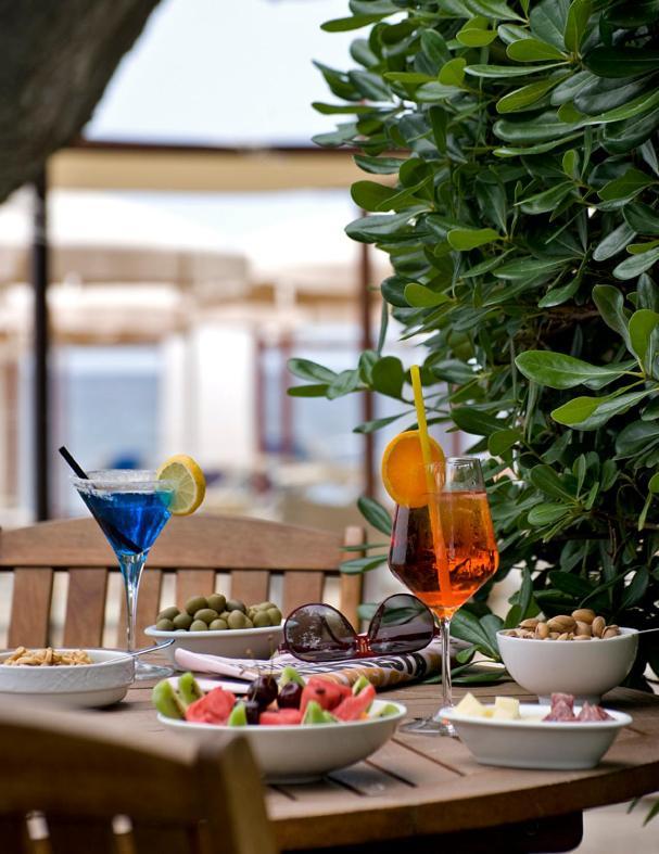 Alexandra Plaza Hotel Riccione Exterior photo