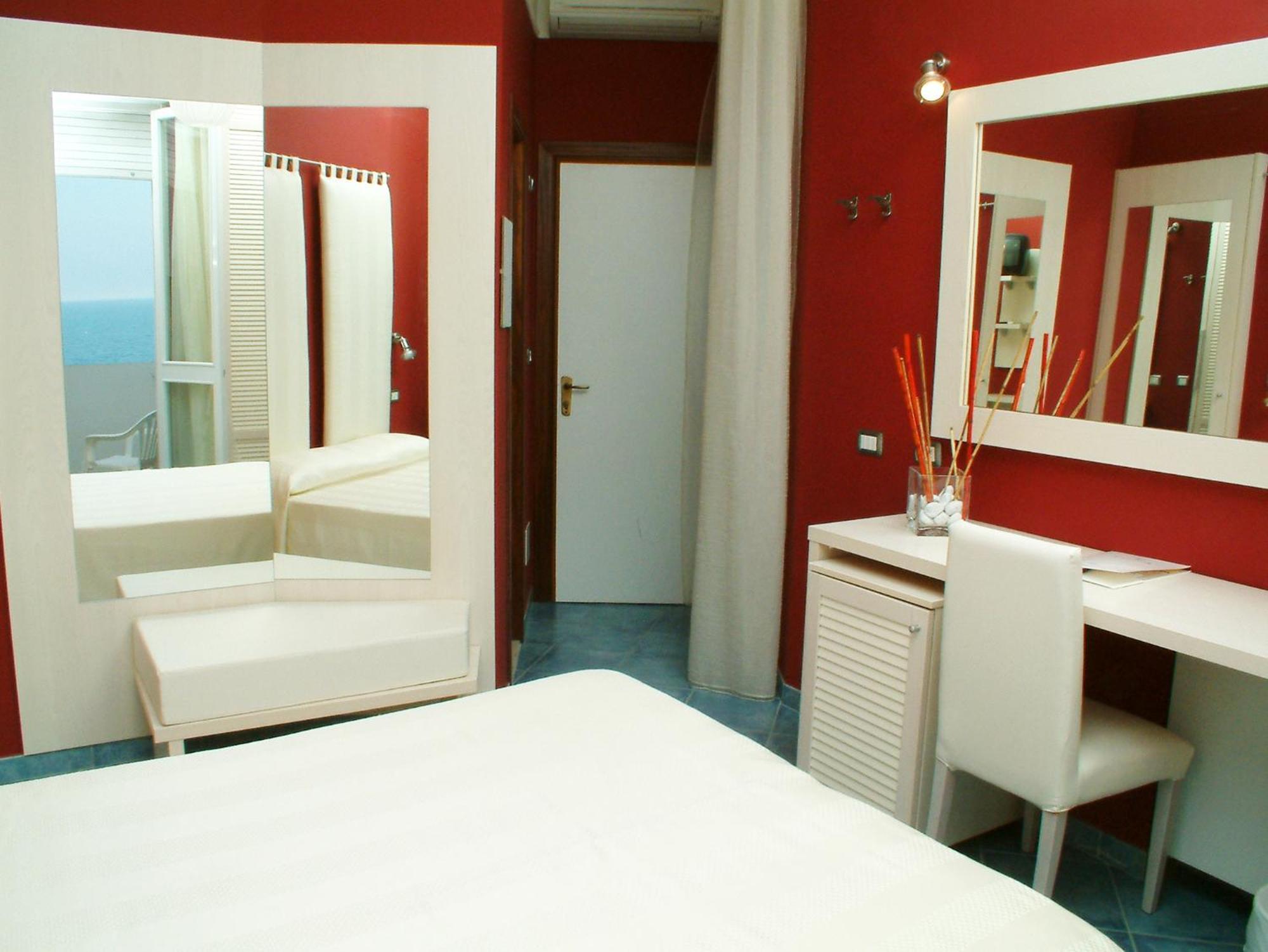 Alexandra Plaza Hotel Riccione Exterior photo